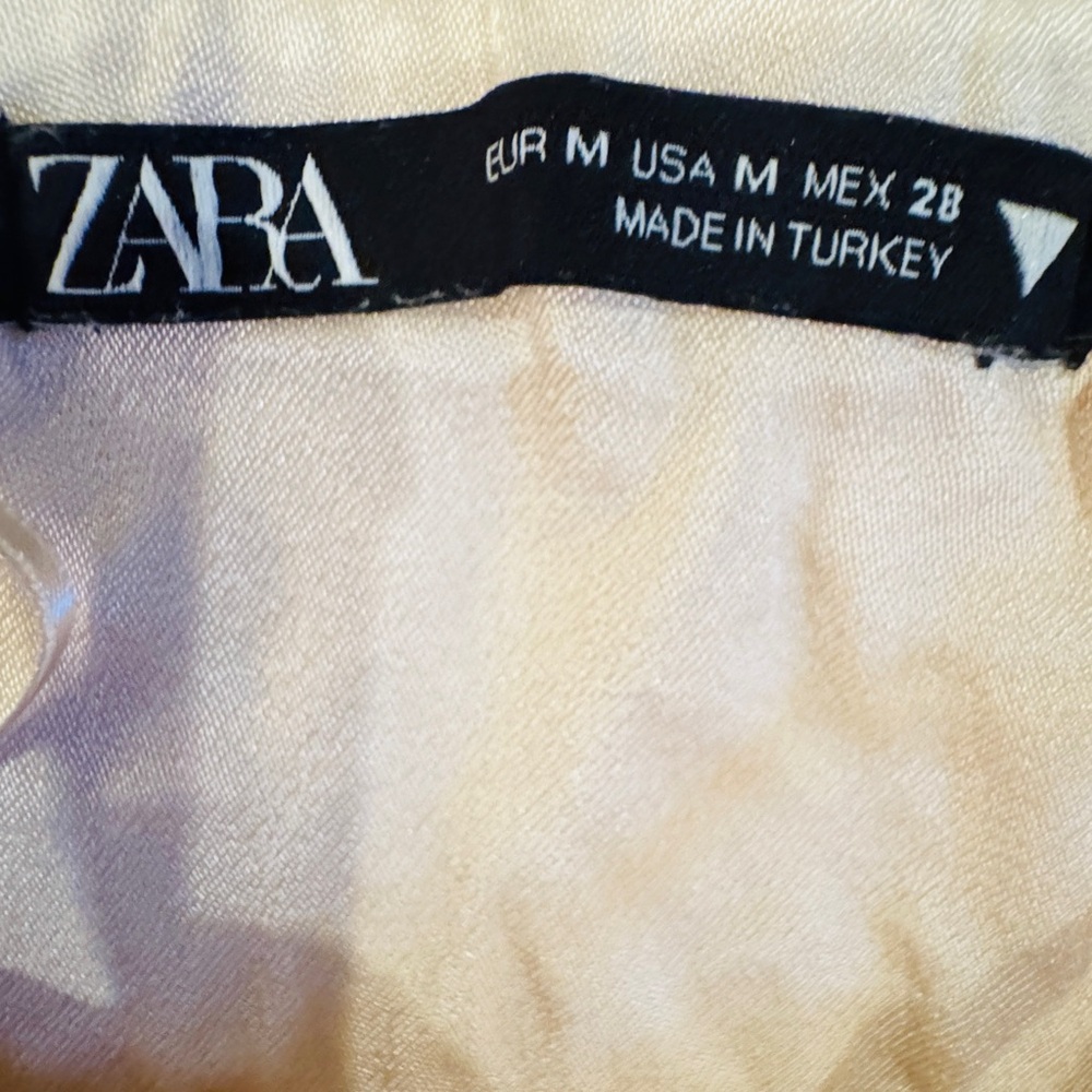 Zara Beige-Pink Satin Cut-Out Crop‎ Top size medium - Picture 10 of 10